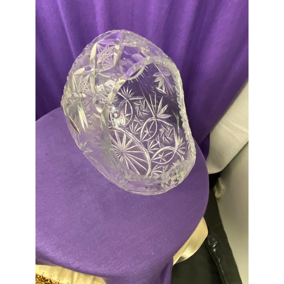 Vintage Lead Crystal Clear Cut Diamond Design Basket - Picture 14 of 15